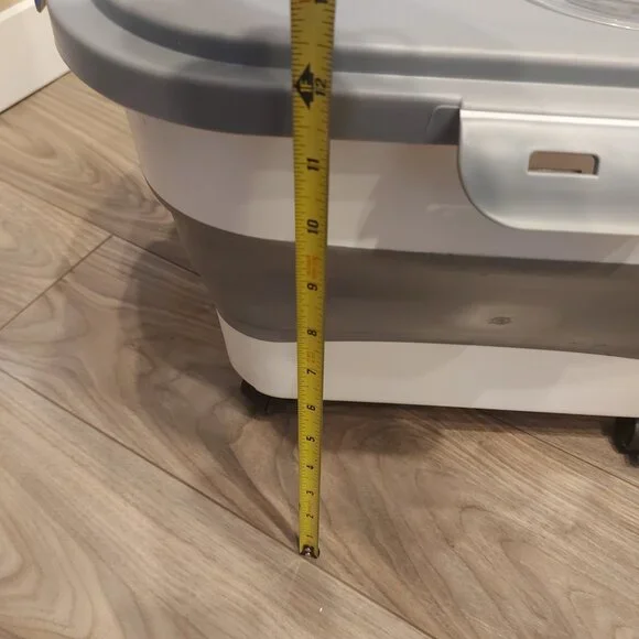 Collapsible Pet Food Storage Container - Picture 5 of 6